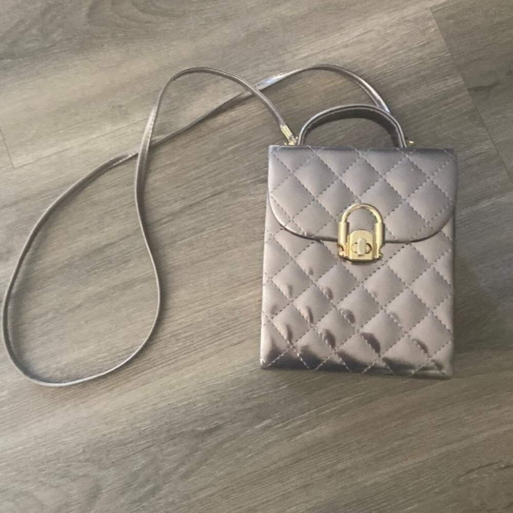 VINTAGE Walborg Quilted Box Purse